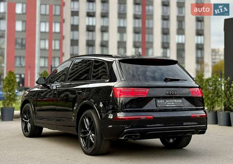 Позашляховик / Кросовер Audi Q7 2016 в Києві фото 15 Позашляховик / Кросовер Audi Q7 2016 в Києві