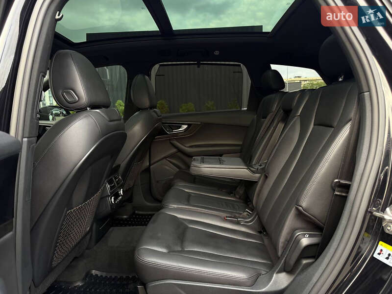 Позашляховик / Кросовер Audi Q7 2016 в Києві фото 42 Позашляховик / Кросовер Audi Q7 2016 в Києві