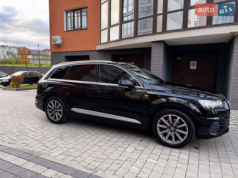 Позашляховик / Кросовер Audi Q7 2015 в Івано-Франківську фото 29 Позашляховик / Кросовер Audi Q7 2015 в Івано-Франківську