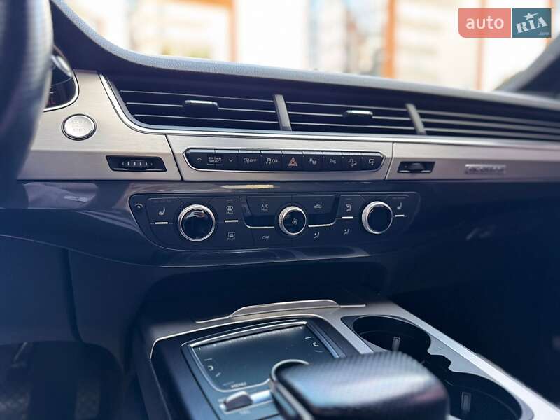 Позашляховик / Кросовер Audi Q7 2015 в Івано-Франківську фото 44 Позашляховик / Кросовер Audi Q7 2015 в Івано-Франківську