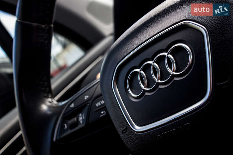 Позашляховик / Кросовер Audi Q7 2017 в Львові