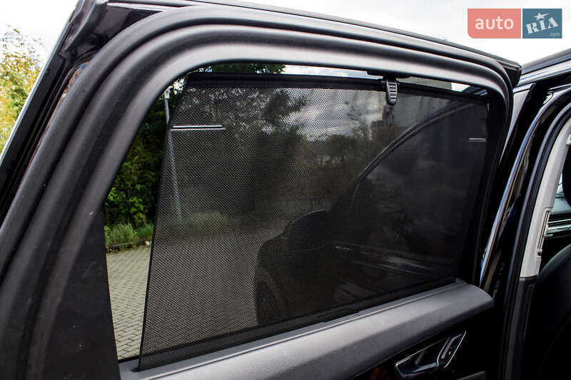 Позашляховик / Кросовер Audi Q7 2017 в Львові