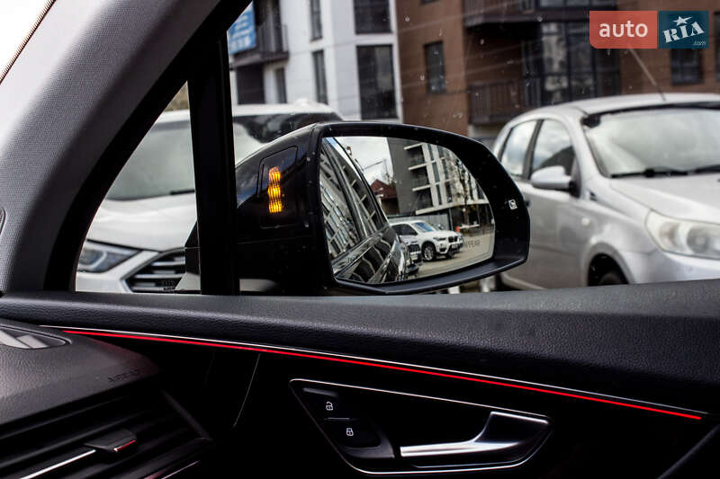 Позашляховик / Кросовер Audi Q7 2017 в Львові