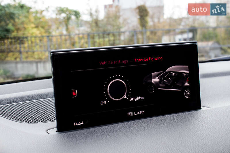 Позашляховик / Кросовер Audi Q7 2017 в Львові