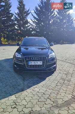 Позашляховик / Кросовер Audi Q7 2010 в Дубні