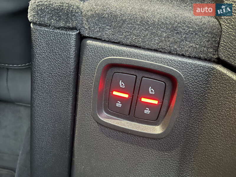 Позашляховик / Кросовер Audi Q7 2024 в Ужгороді