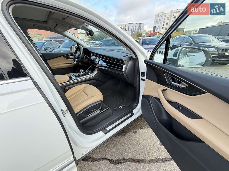Внедорожник / Кроссовер Audi Q7 2020 в Киеве фото 12 Внедорожник / Кроссовер Audi Q7 2020 в Киеве