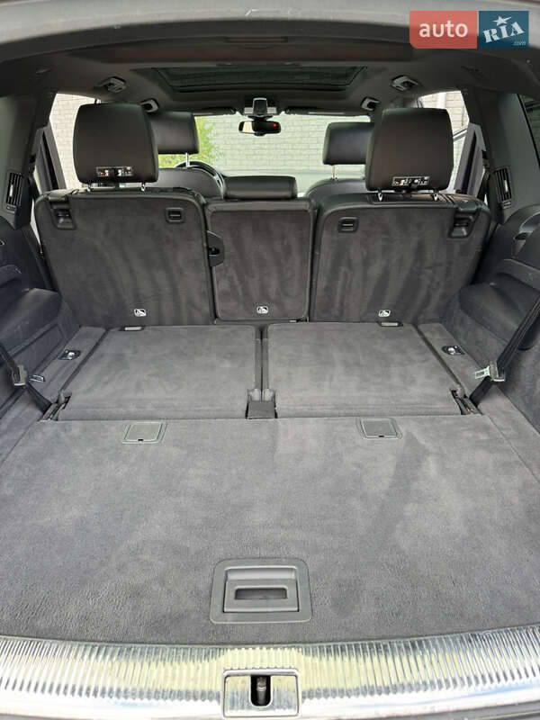 Позашляховик / Кросовер Audi Q7 2015 в Рівному фото 38 Позашляховик / Кросовер Audi Q7 2015 в Рівному