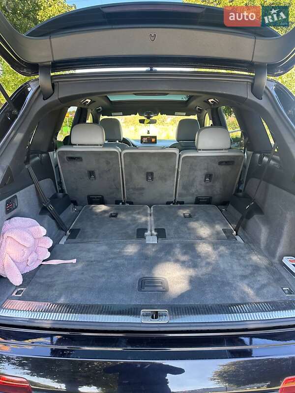 Внедорожник / Кроссовер Audi Q7 2017 в Львове