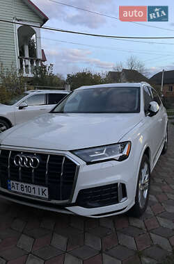 Позашляховик / Кросовер Audi Q7 2020 в Бурштині