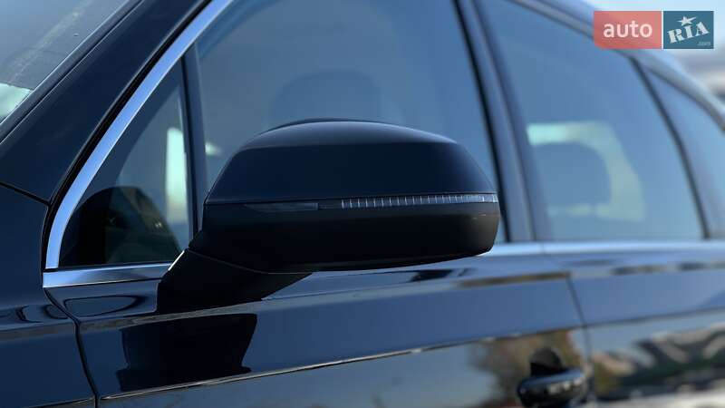 Позашляховик / Кросовер Audi Q7 2016 в Києві