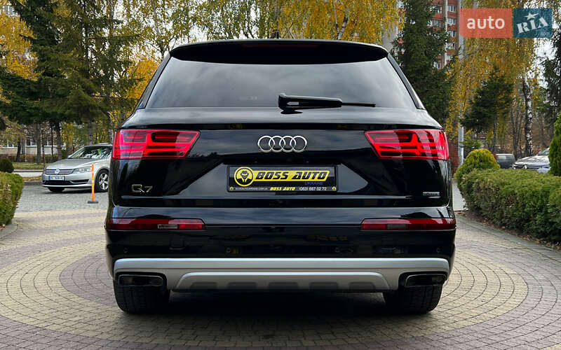 Позашляховик / Кросовер Audi Q7 2019 в Львові