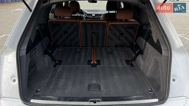 Позашляховик / Кросовер Audi Q7 2018 в Тернополі фото 11 Позашляховик / Кросовер Audi Q7 2018 в Тернополі