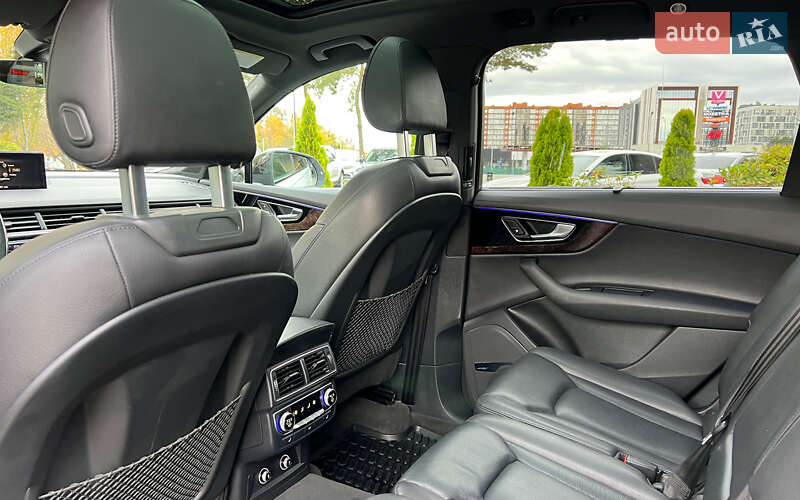 Внедорожник / Кроссовер Audi Q7 2018 в Львове