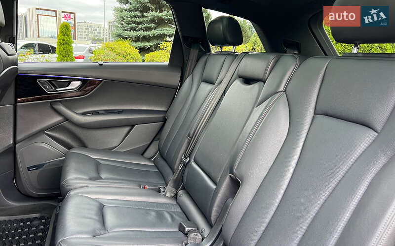 Внедорожник / Кроссовер Audi Q7 2018 в Львове