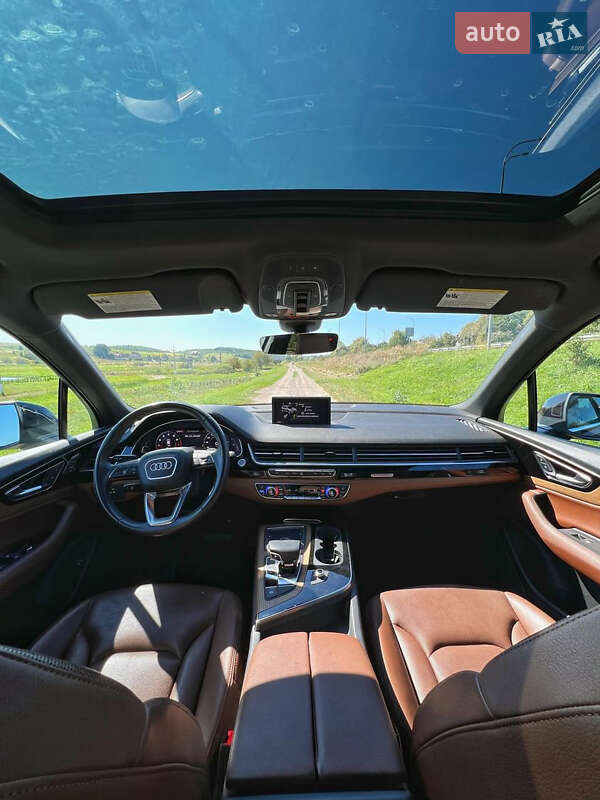 Позашляховик / Кросовер Audi Q7 2017 в Києві