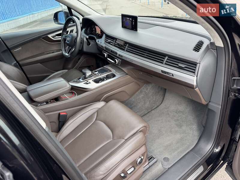 Внедорожник / Кроссовер Audi Q7 2017 в Харькове фото 23 Внедорожник / Кроссовер Audi Q7 2017 в Харькове