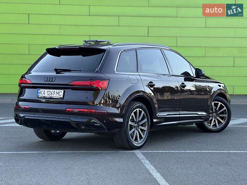 Внедорожник / Кроссовер Audi Q7 2022 в Киеве фото 16 Внедорожник / Кроссовер Audi Q7 2022 в Киеве