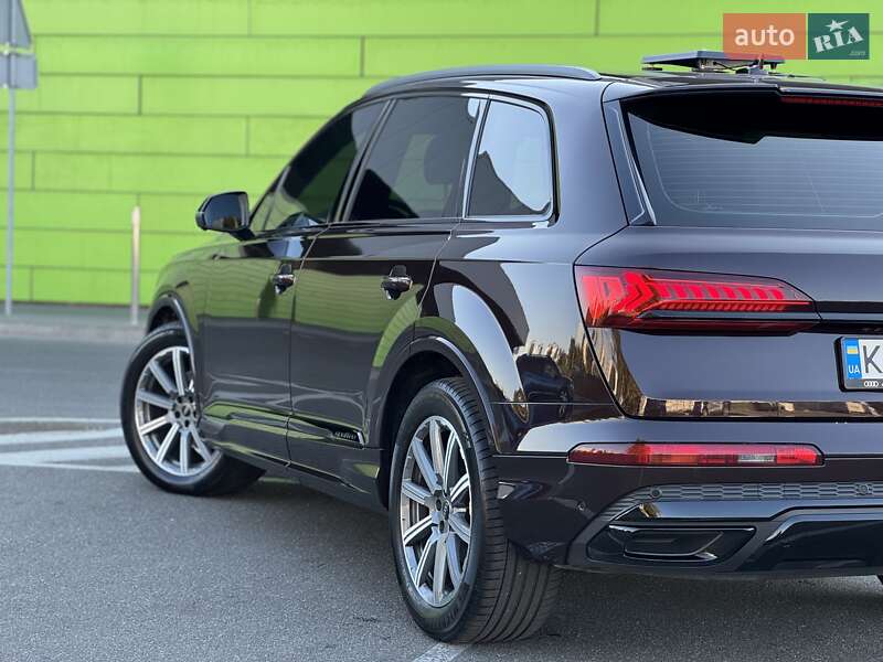 Внедорожник / Кроссовер Audi Q7 2022 в Киеве фото 26 Внедорожник / Кроссовер Audi Q7 2022 в Киеве