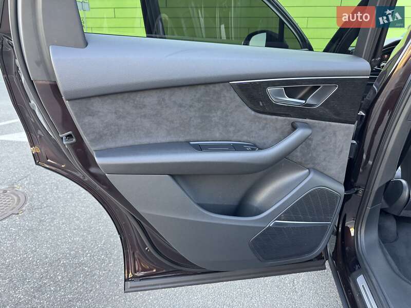 Внедорожник / Кроссовер Audi Q7 2022 в Киеве фото 41 Внедорожник / Кроссовер Audi Q7 2022 в Киеве