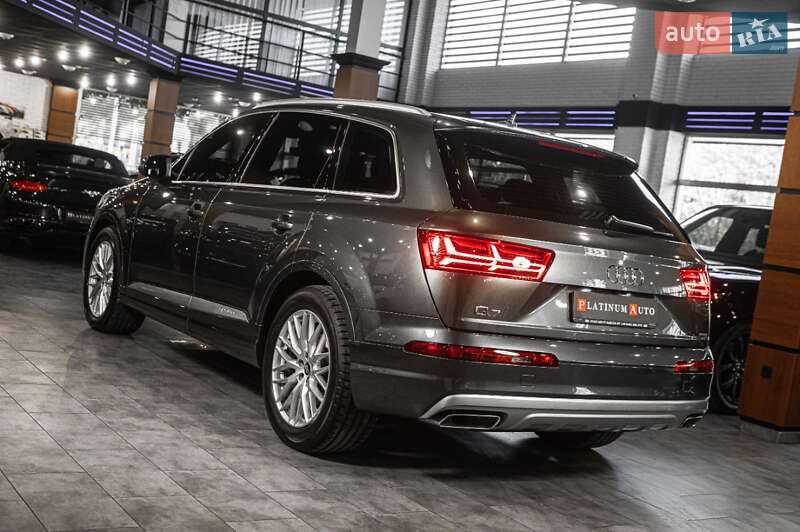 Позашляховик / Кросовер Audi Q7 2015 в Одесі фото 22 Позашляховик / Кросовер Audi Q7 2015 в Одесі