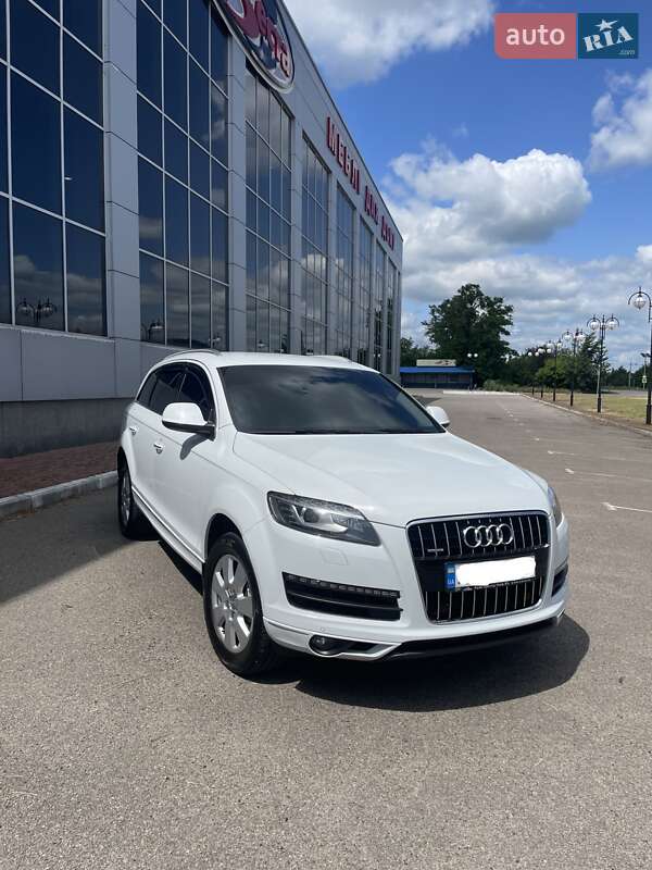 Позашляховик / Кросовер Audi Q7 2014 в Білій Церкві