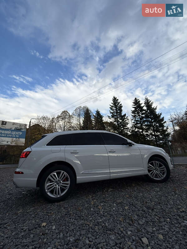 Позашляховик / Кросовер Audi Q7 2018 в Трускавці