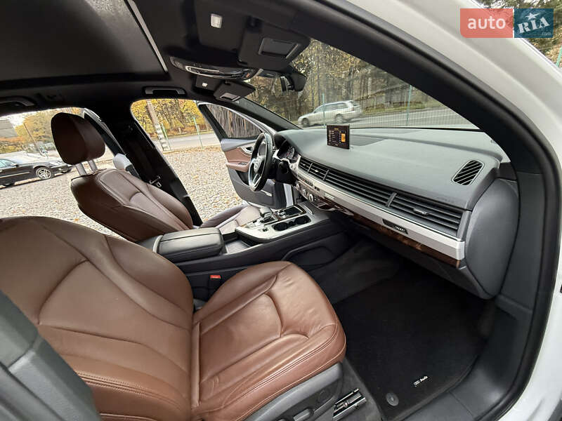 Позашляховик / Кросовер Audi Q7 2018 в Трускавці