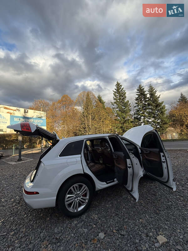 Позашляховик / Кросовер Audi Q7 2018 в Трускавці