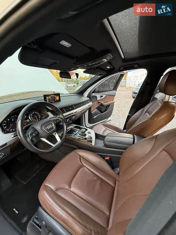 Позашляховик / Кросовер Audi Q7 2018 в Трускавці