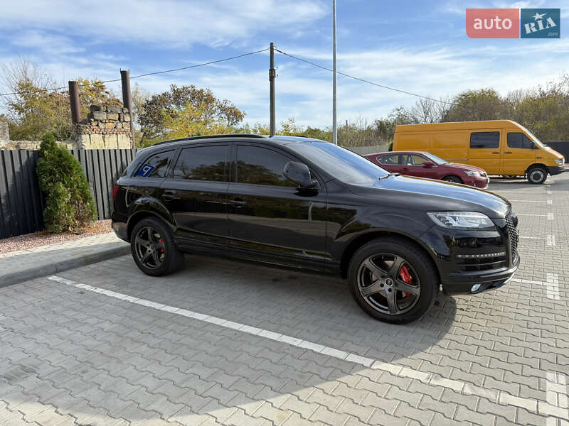 Внедорожник / Кроссовер Audi Q7 2014 в Одессе