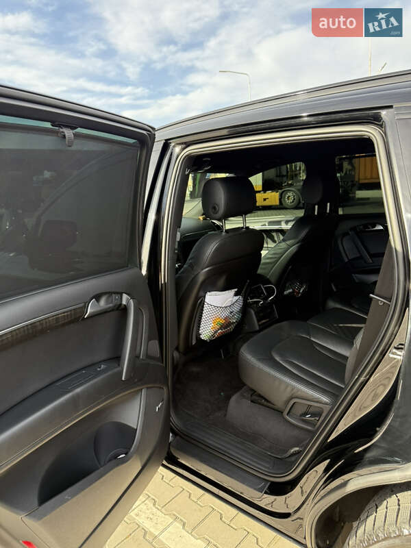 Внедорожник / Кроссовер Audi Q7 2014 в Одессе