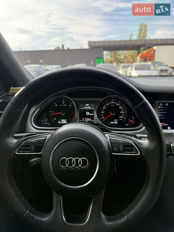 Внедорожник / Кроссовер Audi Q7 2014 в Одессе