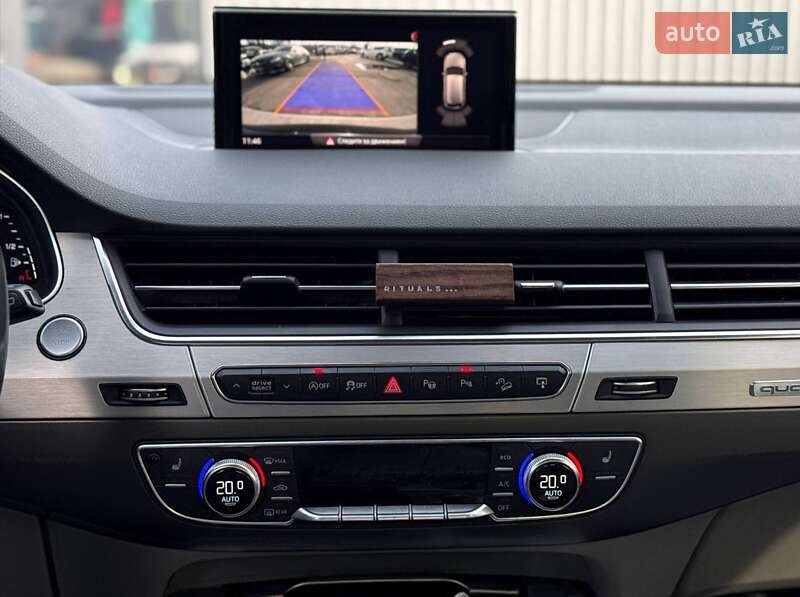 Внедорожник / Кроссовер Audi Q7 2016 в Киеве