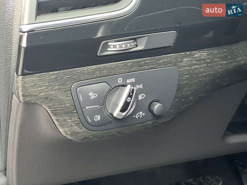 Внедорожник / Кроссовер Audi Q7 2016 в Ровно