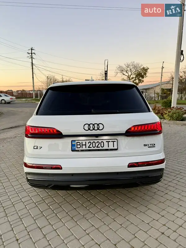 Audi Q7 2020 VIN WAUZZZ4M8MD008082 фото оголошення 7 з 49