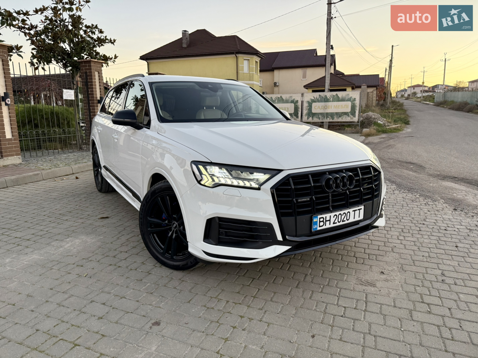 2020 Audi Q7 - фото 1