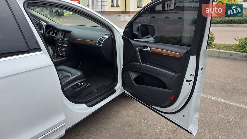 Позашляховик / Кросовер Audi Q7 2015 в Бердичеві фото 20 Позашляховик / Кросовер Audi Q7 2015 в Бердичеві