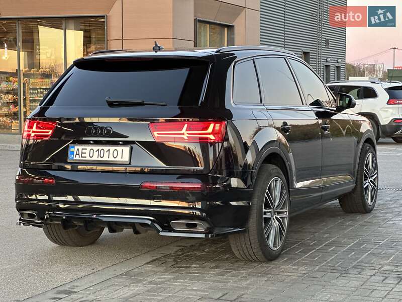 Внедорожник / Кроссовер Audi Q7 2017 в Днепре фото 9 Внедорожник / Кроссовер Audi Q7 2017 в Днепре