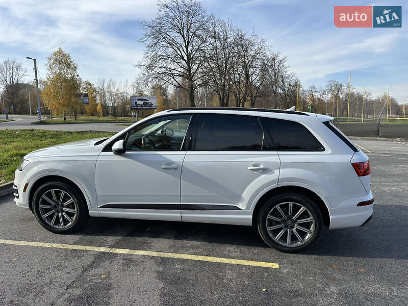 Позашляховик / Кросовер Audi Q7 2019 в Чернігові