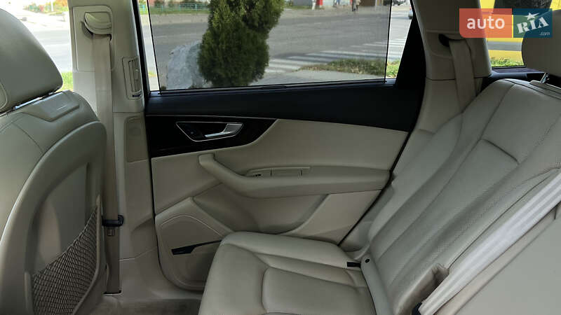 Позашляховик / Кросовер Audi Q7 2017 в Львові фото 34 Позашляховик / Кросовер Audi Q7 2017 в Львові