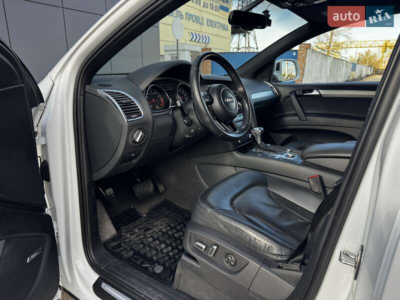 Внедорожник / Кроссовер Audi Q7 2015 в Киеве фото 11 Внедорожник / Кроссовер Audi Q7 2015 в Киеве