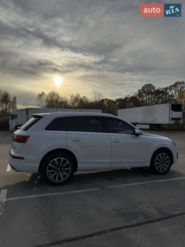 Позашляховик / Кросовер Audi Q7 2018 в Києві фото 8 Позашляховик / Кросовер Audi Q7 2018 в Києві