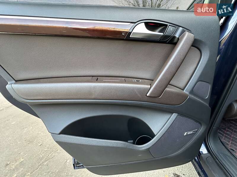 Позашляховик / Кросовер Audi Q7 2012 в Києві фото 15 Позашляховик / Кросовер Audi Q7 2012 в Києві