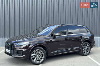 Позашляховик / Кросовер Audi Q7 2020 в Києві