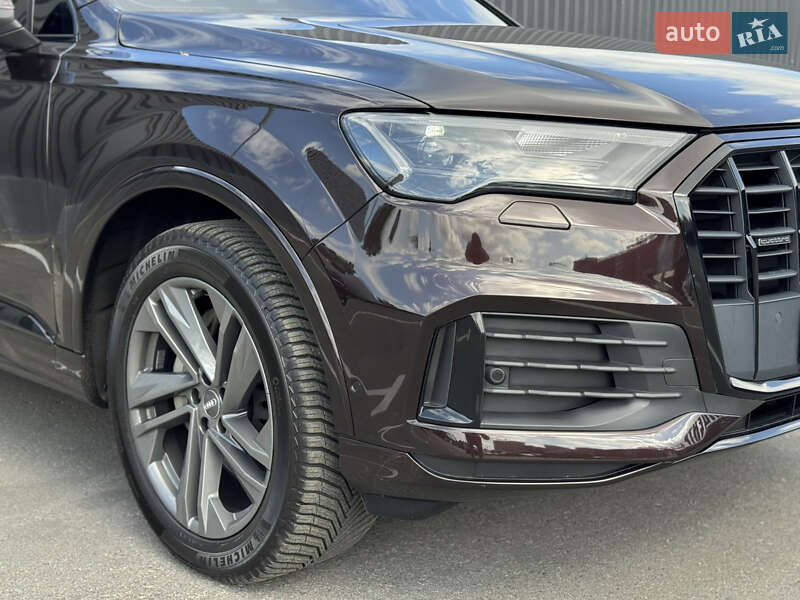 Позашляховик / Кросовер Audi Q7 2020 в Києві фото 4 Позашляховик / Кросовер Audi Q7 2020 в Києві