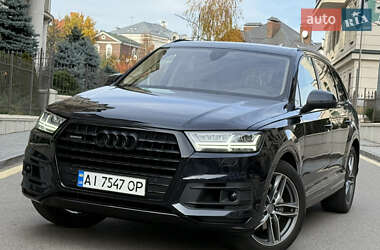 Позашляховик / Кросовер Audi Q7 2016 в Києві