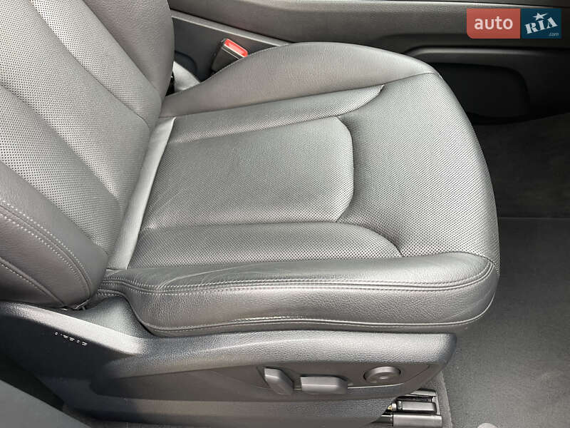 Внедорожник / Кроссовер Audi Q7 2015 в Киеве