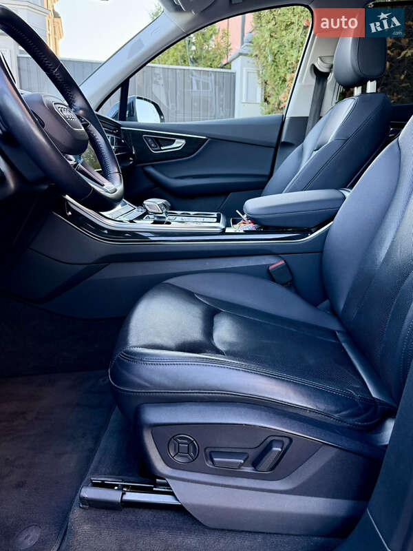 Позашляховик / Кросовер Audi Q7 2020 в Чернівцях фото 12 Позашляховик / Кросовер Audi Q7 2020 в Чернівцях