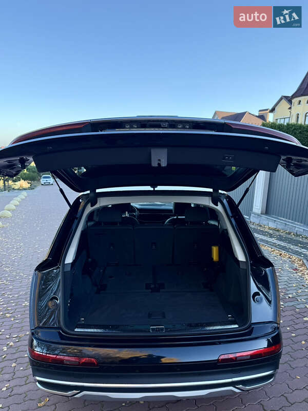 Позашляховик / Кросовер Audi Q7 2020 в Чернівцях фото 20 Позашляховик / Кросовер Audi Q7 2020 в Чернівцях